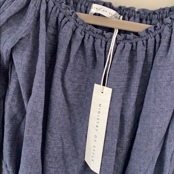 Ministry of Style off the shoulder blue top - Picture 2 of 5